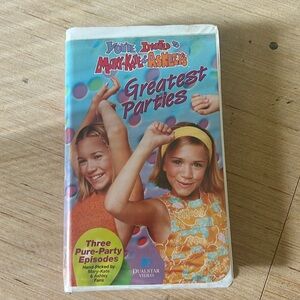 You’re Invited to Mary Kate & Ashley’s Greatest Parties VHS